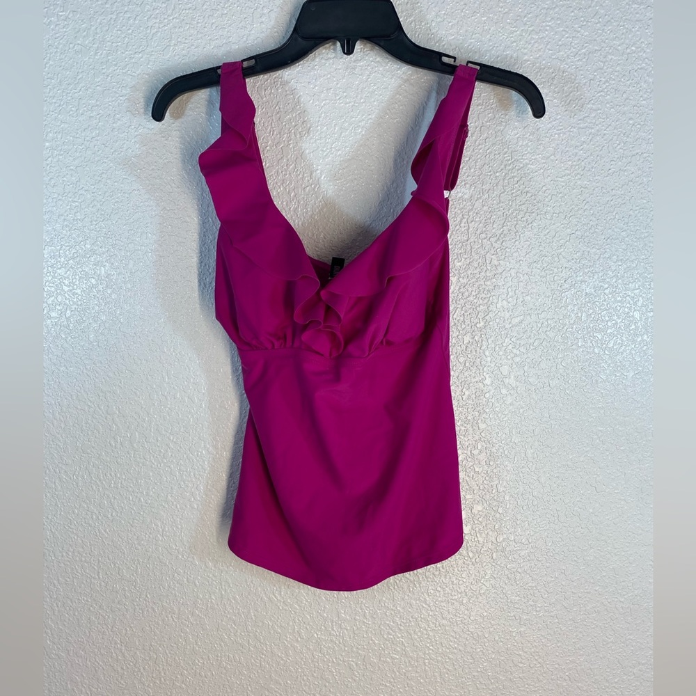 👁️ 3 for $20 DKNY tanking sz L